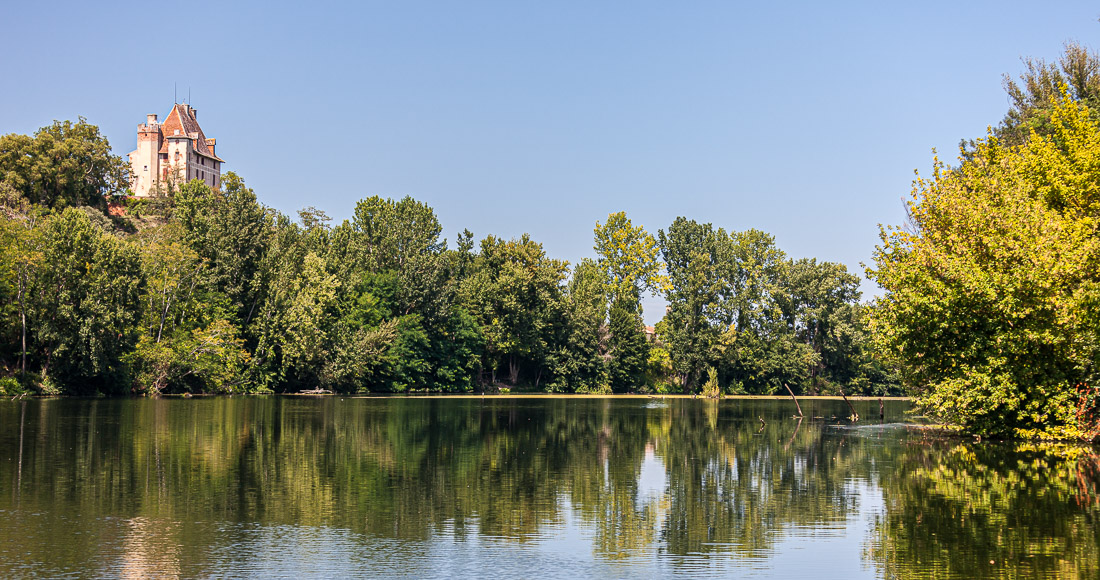 A chateaux along the river Tarn