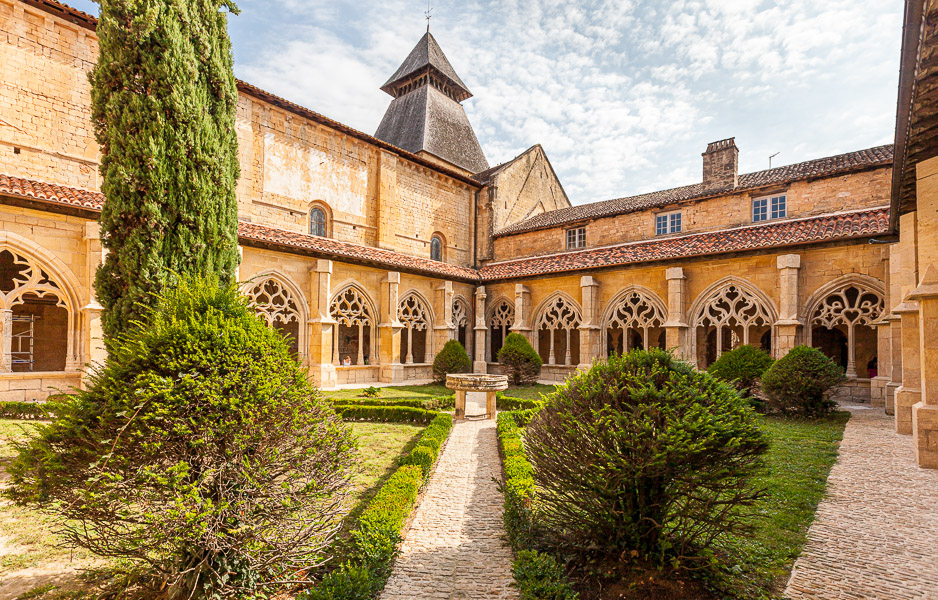 The cloister at “l’Abbaye de Cadouin” from the 15th and 16th centuries
