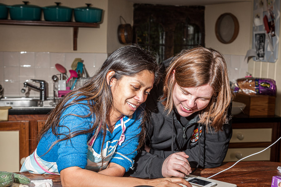…while Jen and Claudia are concentrating on an exciting comput